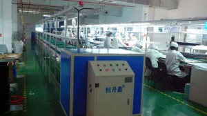 上下循環(huán)燈盤組裝線